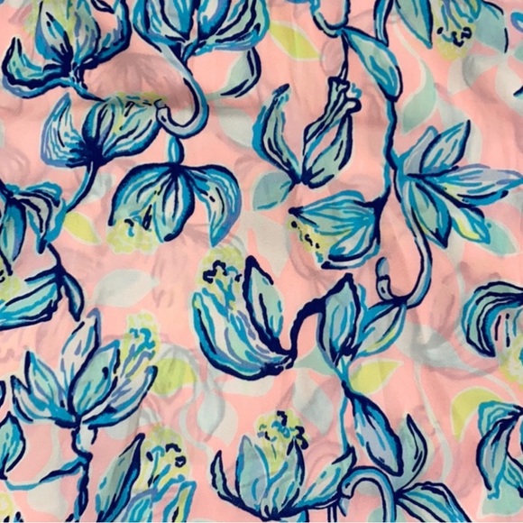 Lilly Pulitzer Blouse - Picture 4 of 4